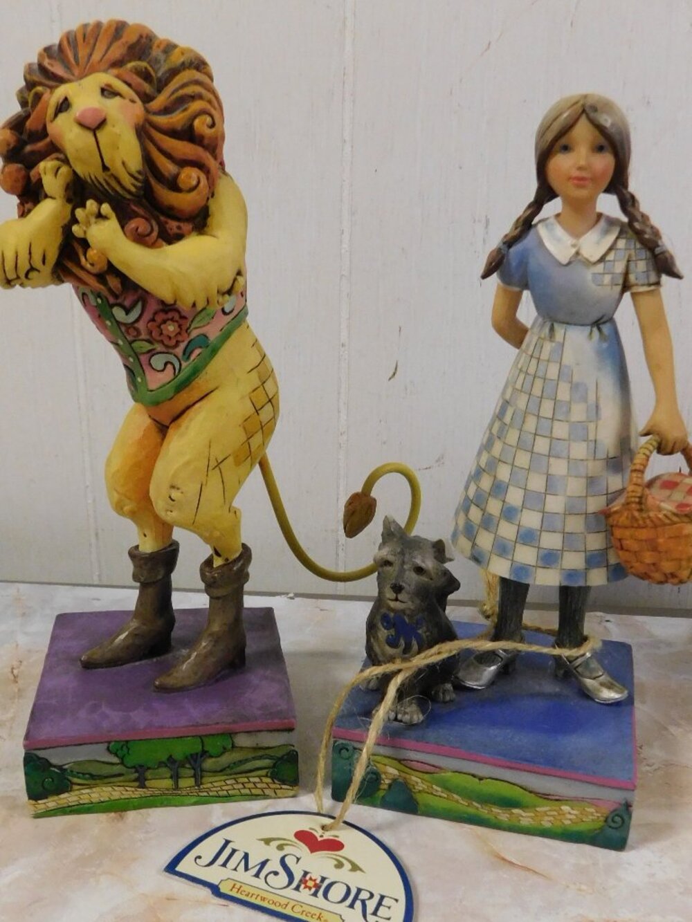 Enesco Jim Shore Wizard of Oz Dorothy Toto and Cowardly Lion Figures